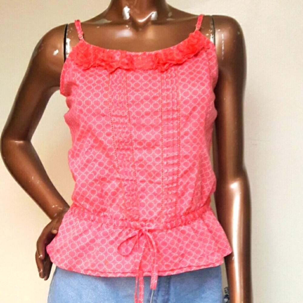 Like new Aeropostale Cutout Floral Neck Sun Top
